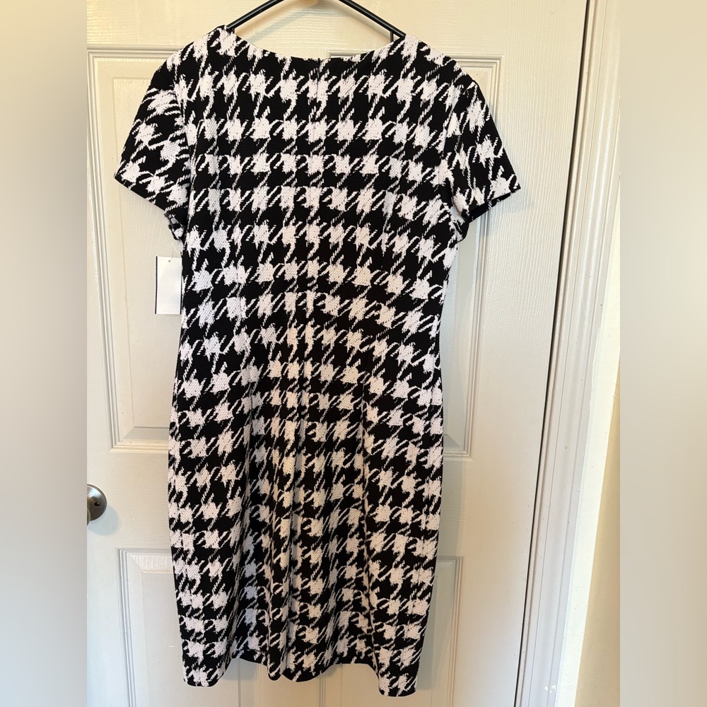 🔴Connected Apparel Black and White Houndstooth Mini Dress - Picture 2 of 3
